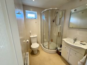 Master En-Suite- click for photo gallery